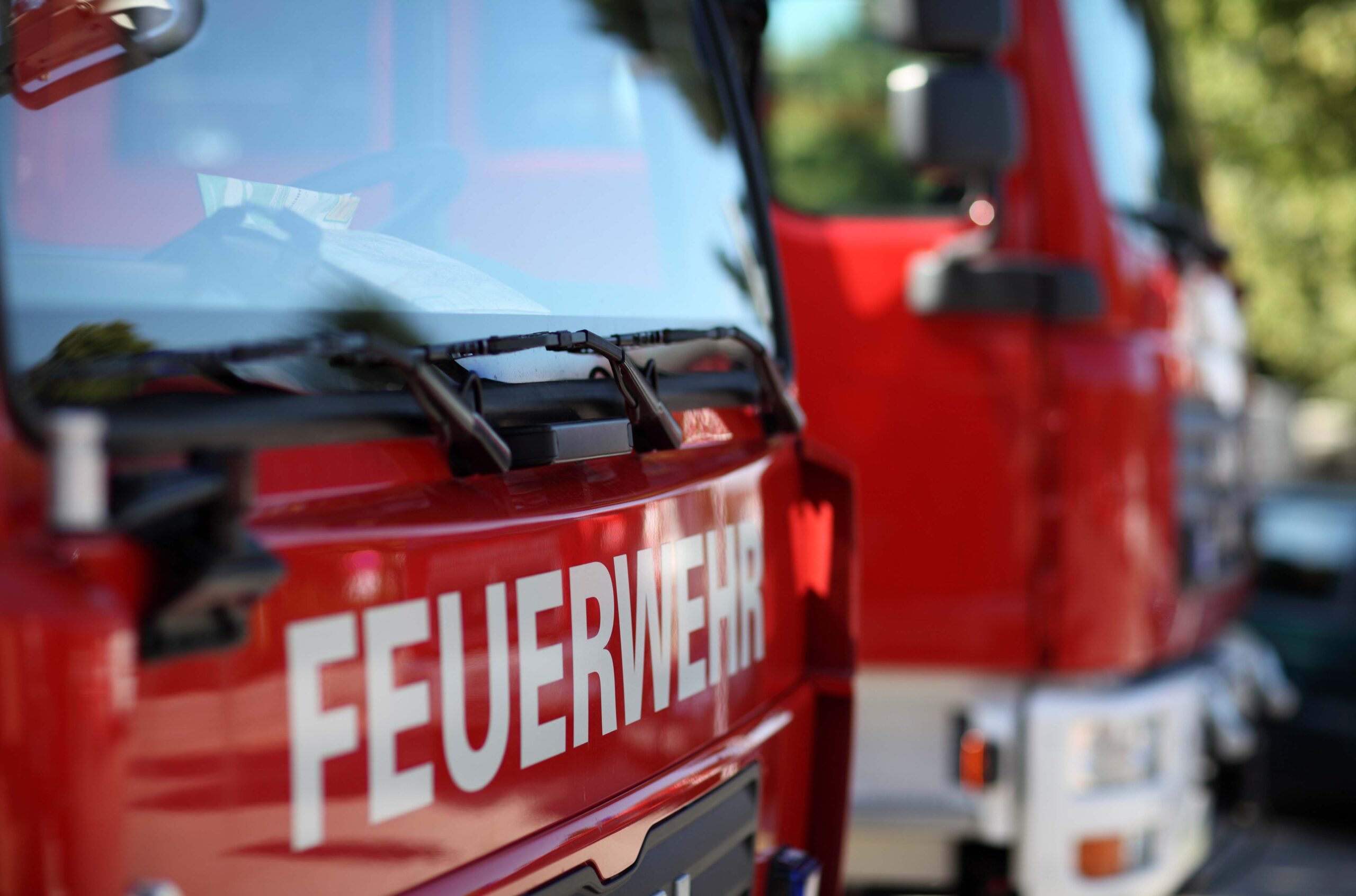 Mehrere Feuerwehren rückten aus, um den Brand in Rieseberg zu löschen.