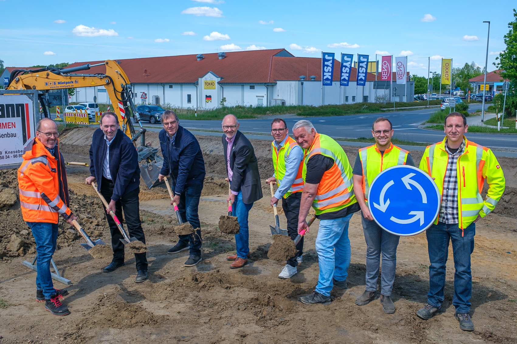 Spatenstich Kreisel Cremlingen