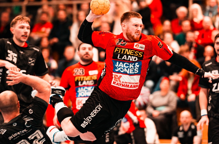 Niklas Wolters vom MTV Braunschweig will mit seinem Team unbedingt in die 2. Handball Bundesliga aufsteigen