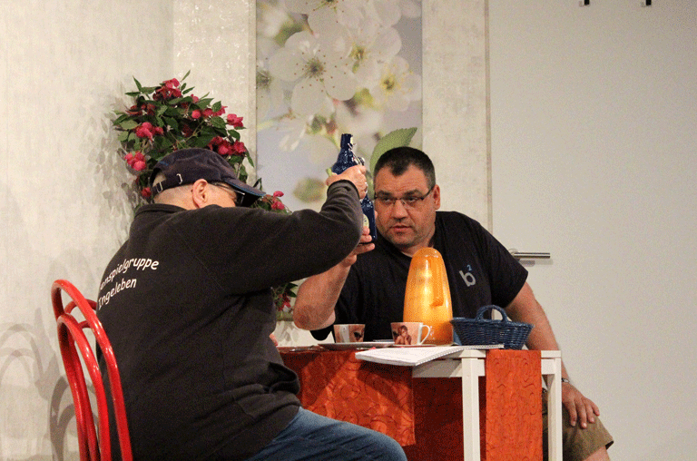 Gestorben wird auf der Bühne – zumindest in Ingeleben. Dort laufen die Proben der Laienspielgruppe für das aktuelle Stück auf Hochtouren.