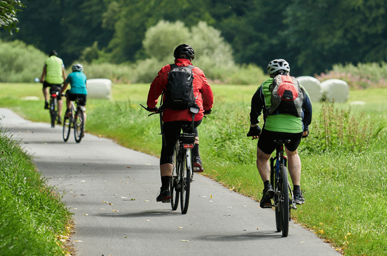Der Verein Grenzenlos – Wege zum Nachbarn lädt 2025 wieder ein, deutsch-deutsche Geschichte auf einer Rundfahrt zu erleben.