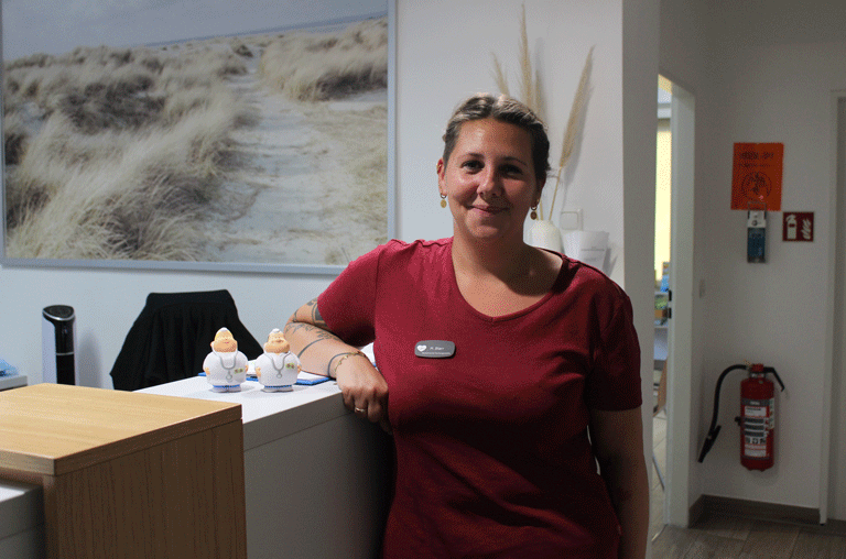 Für Mareike Blarr aus Frellstedt führt der einzige Ausweg aus der schlechten Situation in der Pflege über Social Media. Kein Platz Im System