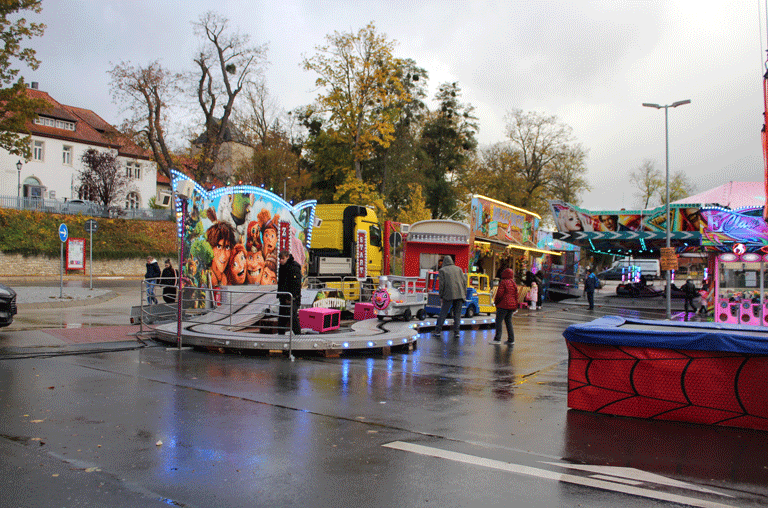 Der diesjährige Schöninger Herbstmarkt war ein sehr nasser. Viel Regen und wenig Sonne begleitete das Wochenende.