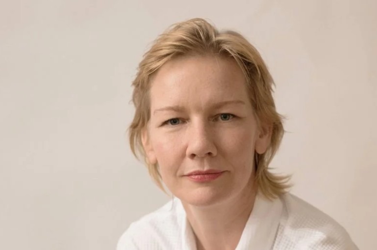 Schauspielerin Sandra Hüller ist schauspielerisch viel herumgekommen. Für ihre Arbeit wird sie mit nun der EUROPA ausgezeichnet.