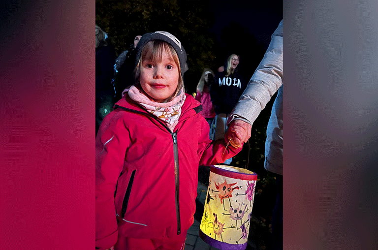 Das Kindernest Winnigstedt e. V. lud am 6. November zum traditionellen Laternenumzug durch das Dorf bei Schöppenstedt ein.